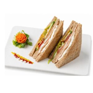 Club sandwich with egg